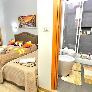 Luxury By A Casa Simpatia - Free Parking Minimum 3 Nights -on Request In Advance Casa de hóspedes
